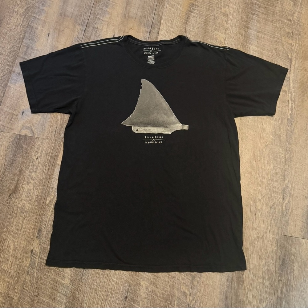 Y2K Billabong x White Mike Shirt Mens XL with Shark